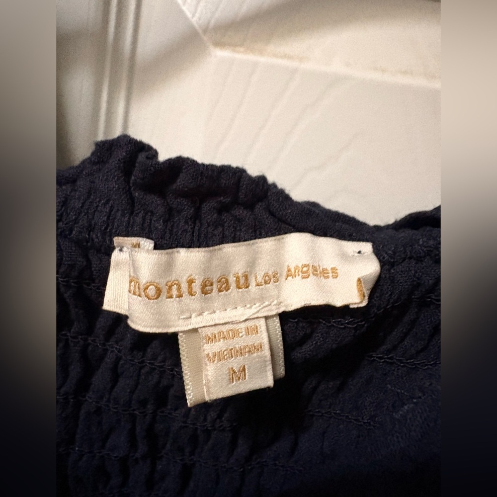 Monteau Los Angeles Navy Smocked Crop Top - Picture 3 of 6